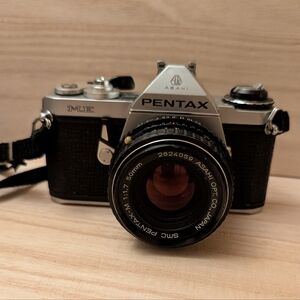 Pentax ME Super 35mm Film Camera SMC Pentax-M 50mm